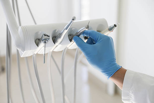 Professional Emergency Dentist technician working in Shaw, MS